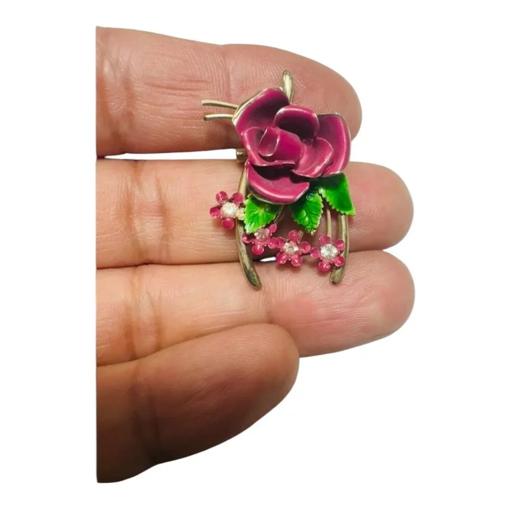 Vintage 3D Pink & Green Enamel Rose Brooch With Aurora Borealis Rhinestones - Picture 6 of 9